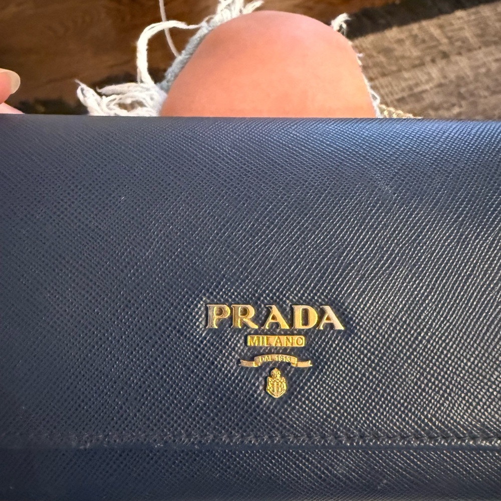 EUC Prada $990 Saffiano Leather Continental Waller blue with Chain & Card Holder - Picture 4 of 16